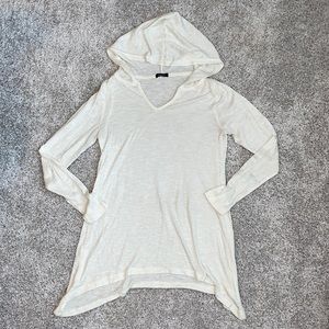 Lightweight shark bite hem hooded top size small